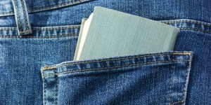 8 Little prayer books for Catholics to keep in a pocket or purse