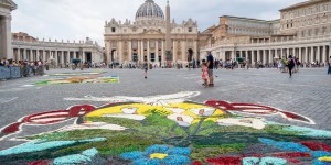 Peter the Pebble, and gorgeous flower carpets