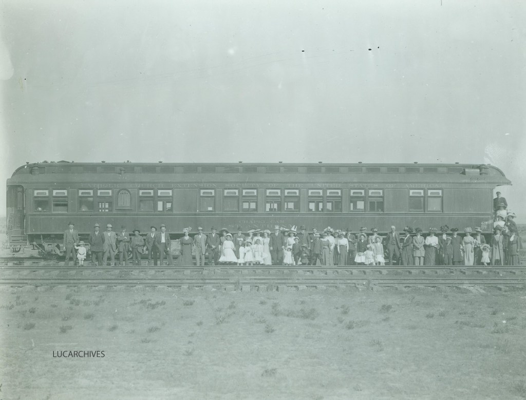 Congregation of Condon, Oregon, with St. Anthony Chapel Car