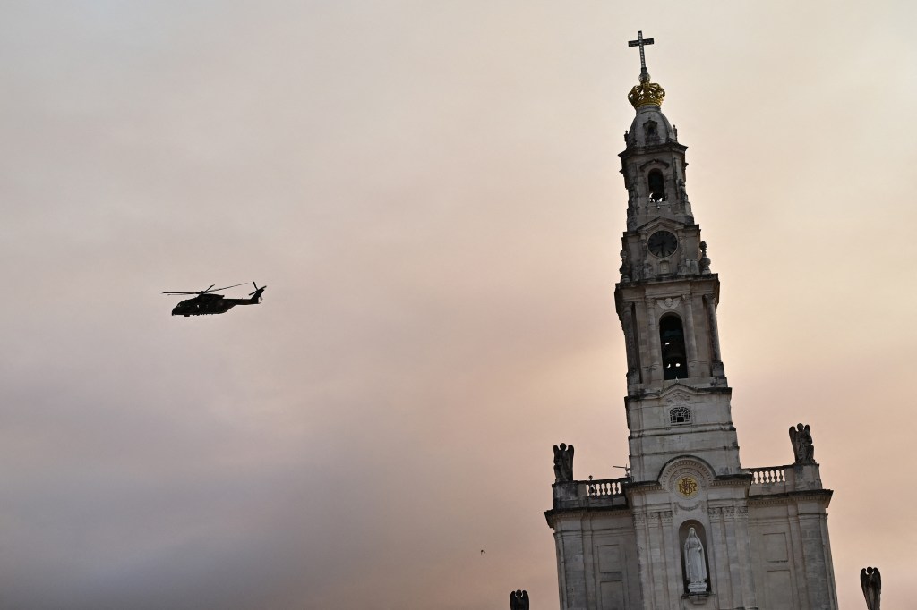 A helicopter carrying Pope Francis arrives in the Sanctuary of Our Lady of Fatima, in Fatima