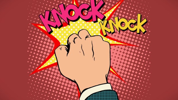 Illustration of knocking on a door