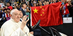 From Mongolia, Pope sends direct message to China