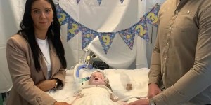 Dying UK baby baptized after parents feel &#8220;pull of Hell&#8221;