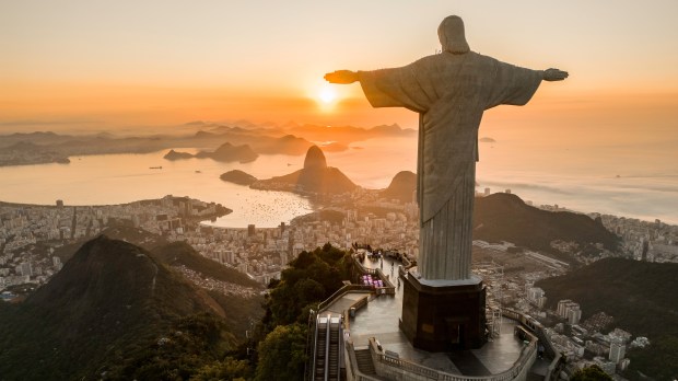 Rio Christ the Redeemer statue
