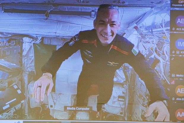 Astronaut Col. Villadei conversation with little patients of Bambino Gesu