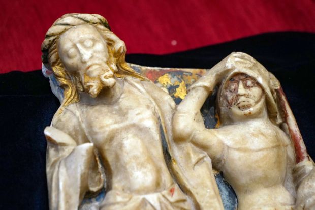 patrimoine, france, bas relief, résurrection, Christ, art, sculpture