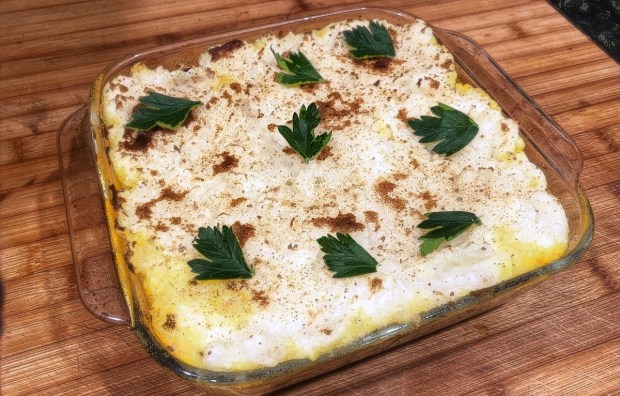 Royal Bean Pie Crowned with Mashed Potatoes