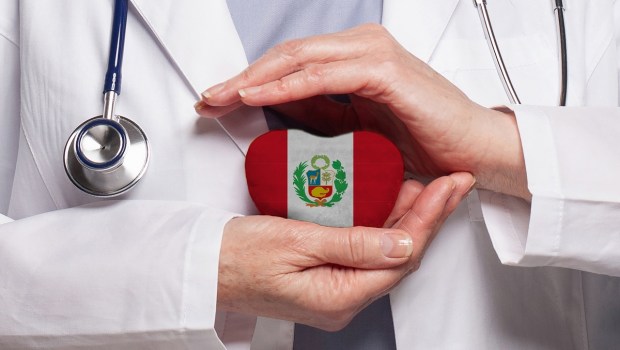 Peru Flag Heart Doctor