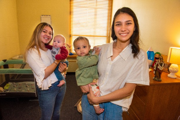 student-mom-graduate-university-of-mary-