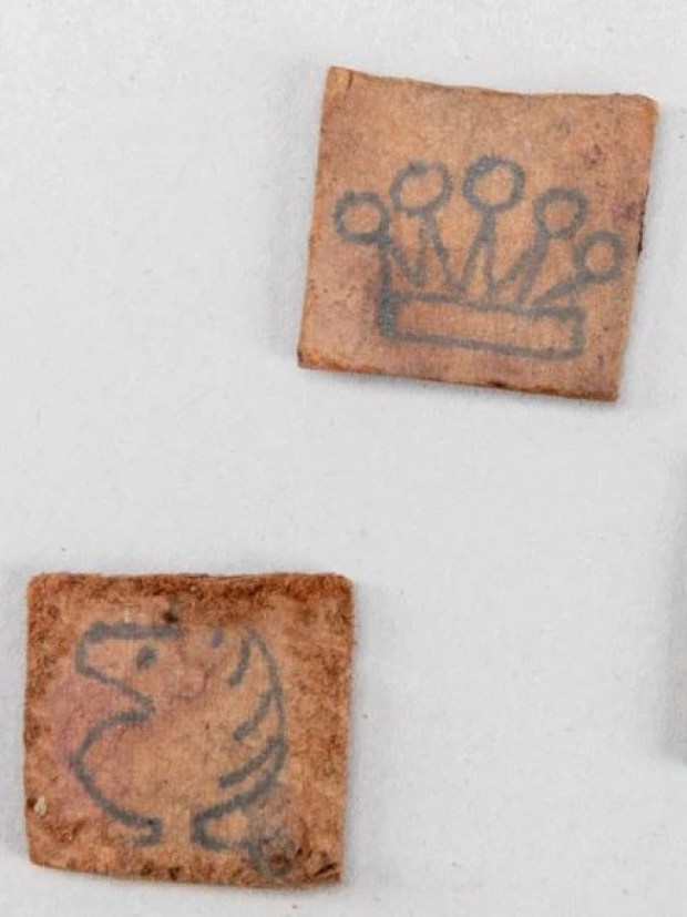 Auschwitz hand-drawn chess pieces