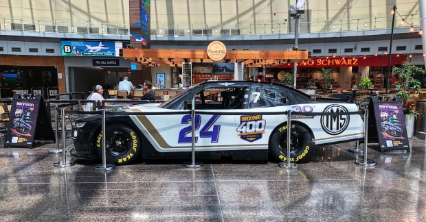 race car Indy 500