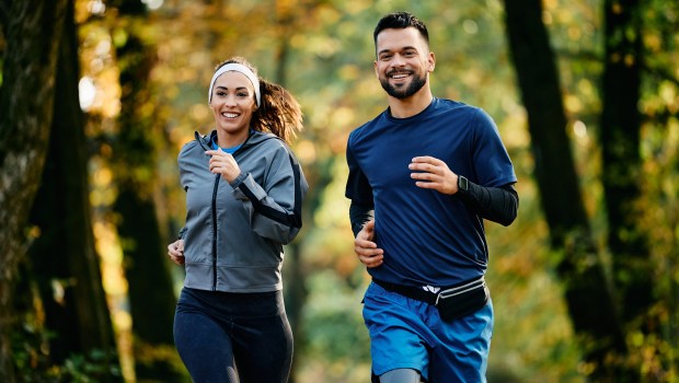 RUN-COUPLE-shutterstock