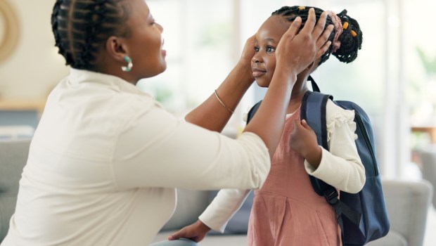 mom-prayer-blessing-child-back-to-school-
