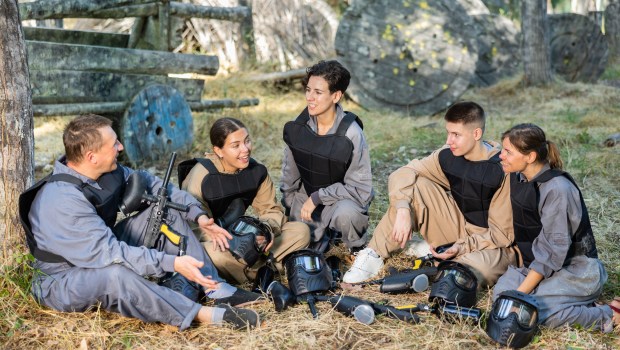 Adult's paintballing
